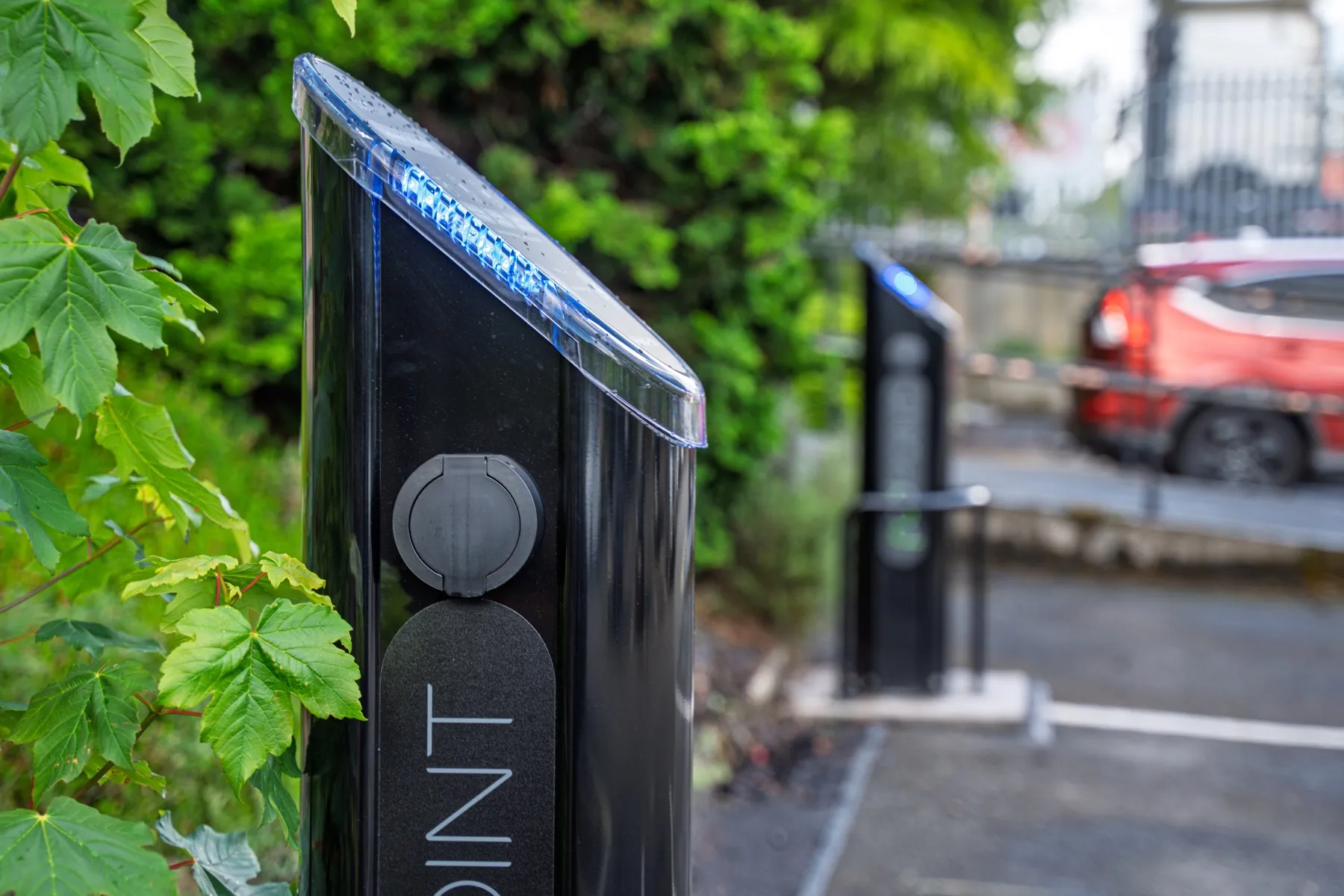 B&Q Regional Consolidation Centre, workplace EV charging