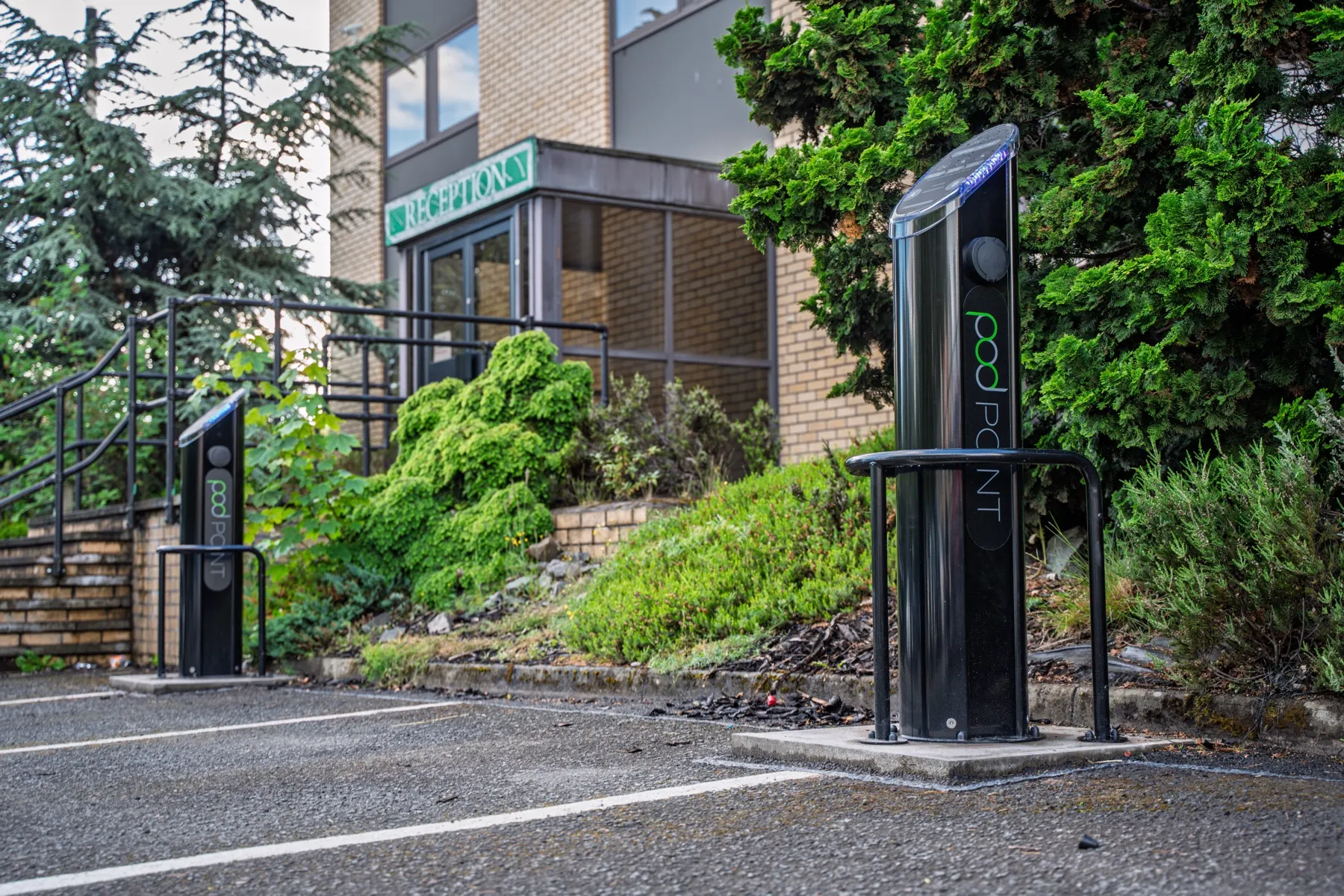 B&Q Regional Consolidation Centre, workplace EV charging