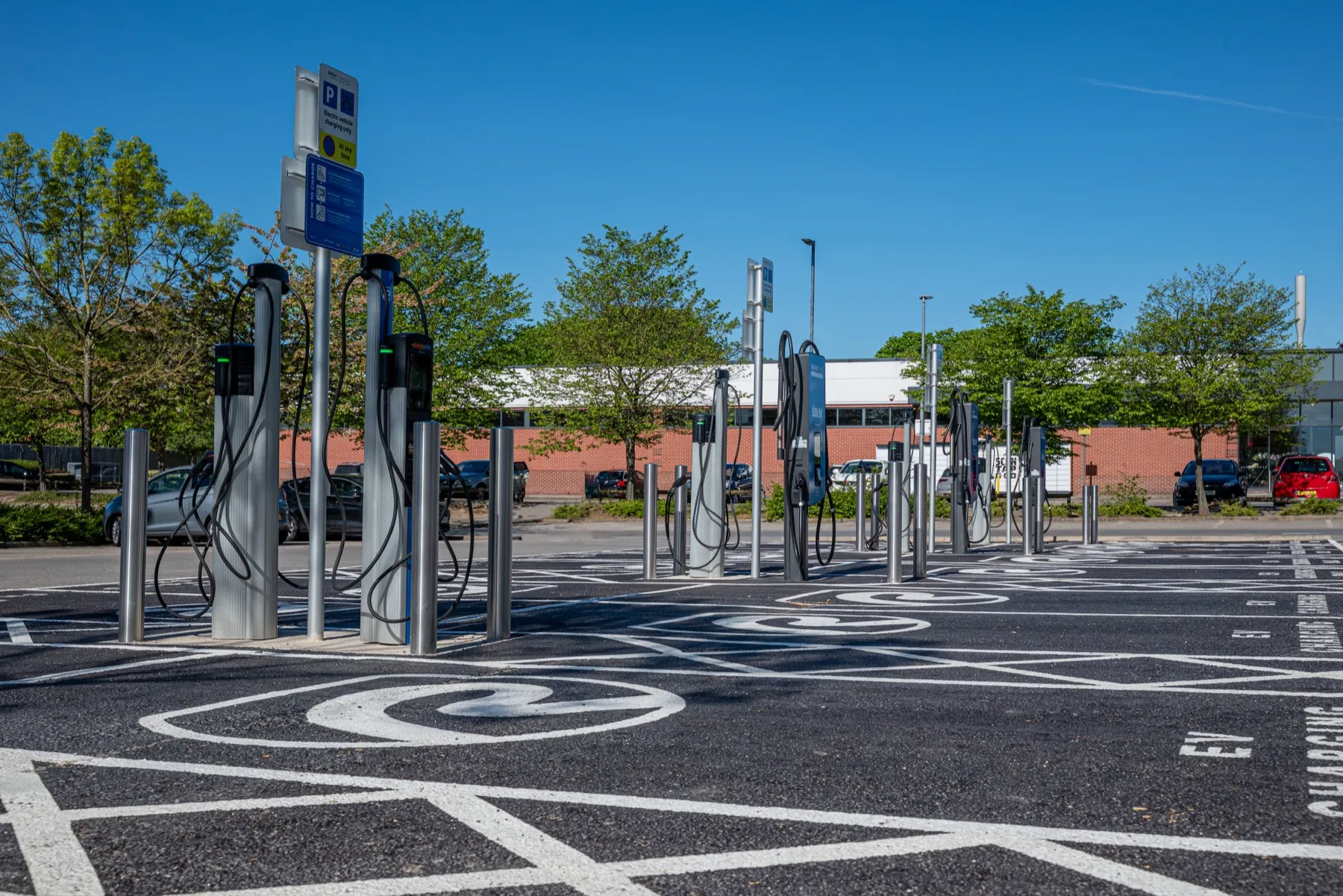 Cardigan Fields, EV charging hub, Leeds