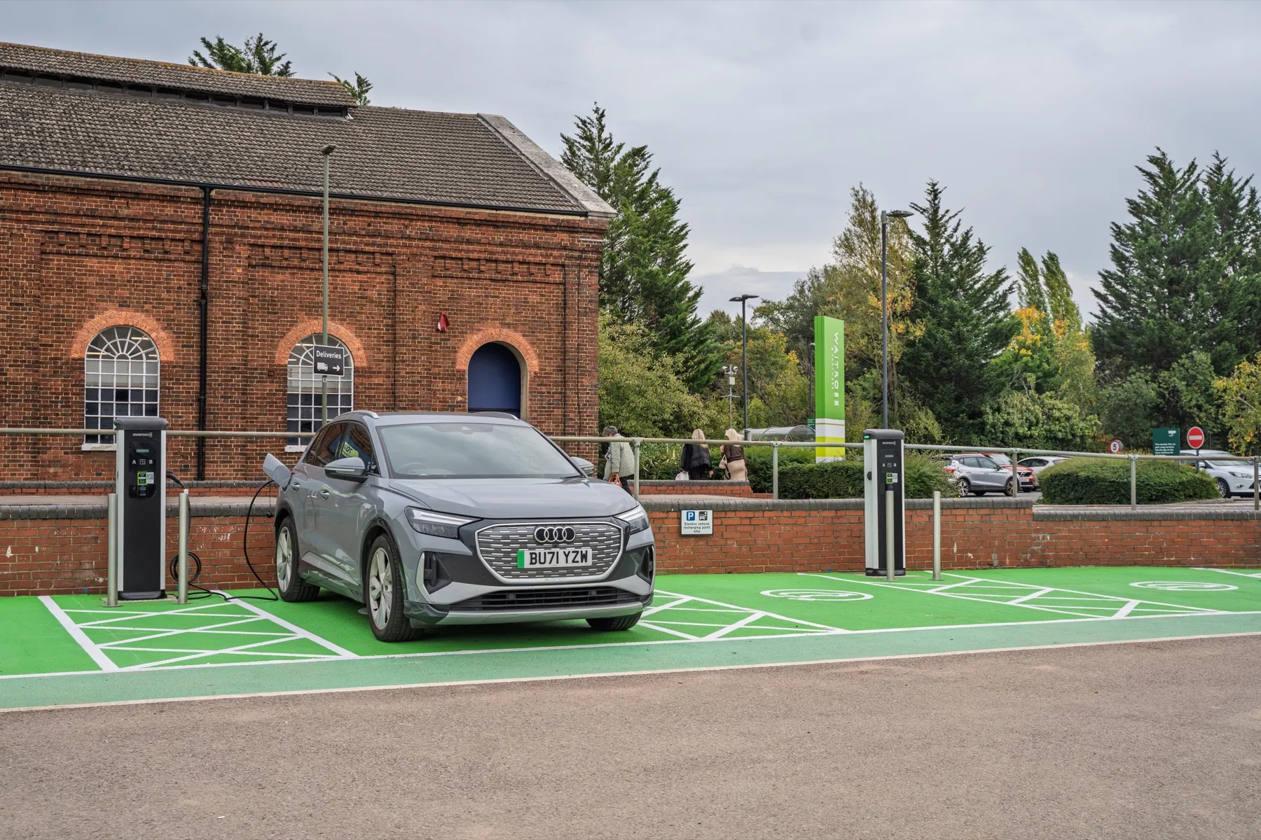 Horley Central Car Park, EV charging
