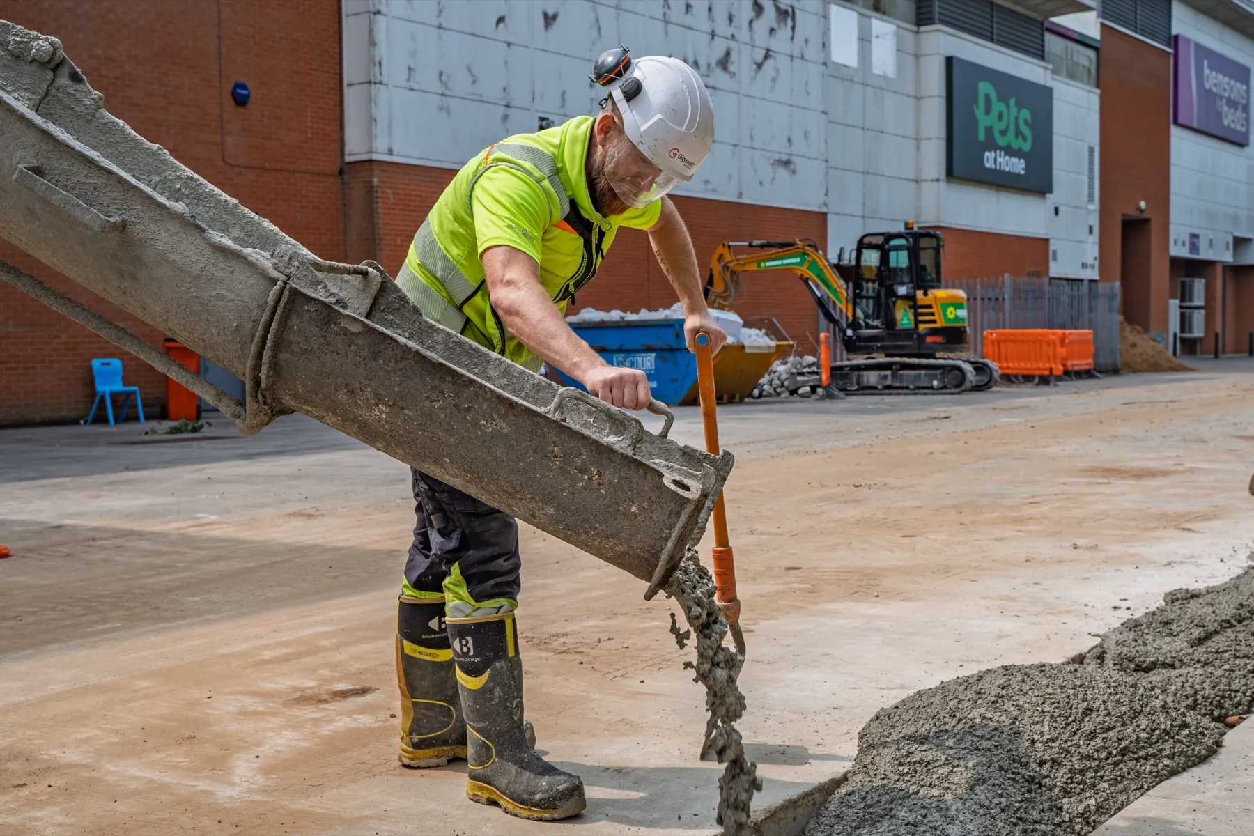 Hull Quays, enabling civils & connection works