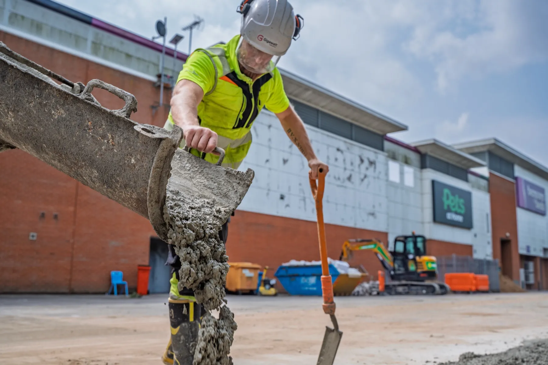 Hull Quays, enabling civils & connection works