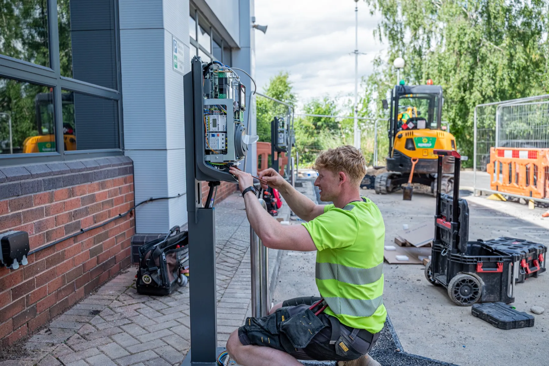 Toyota Material Handling, MER EV charging installation
