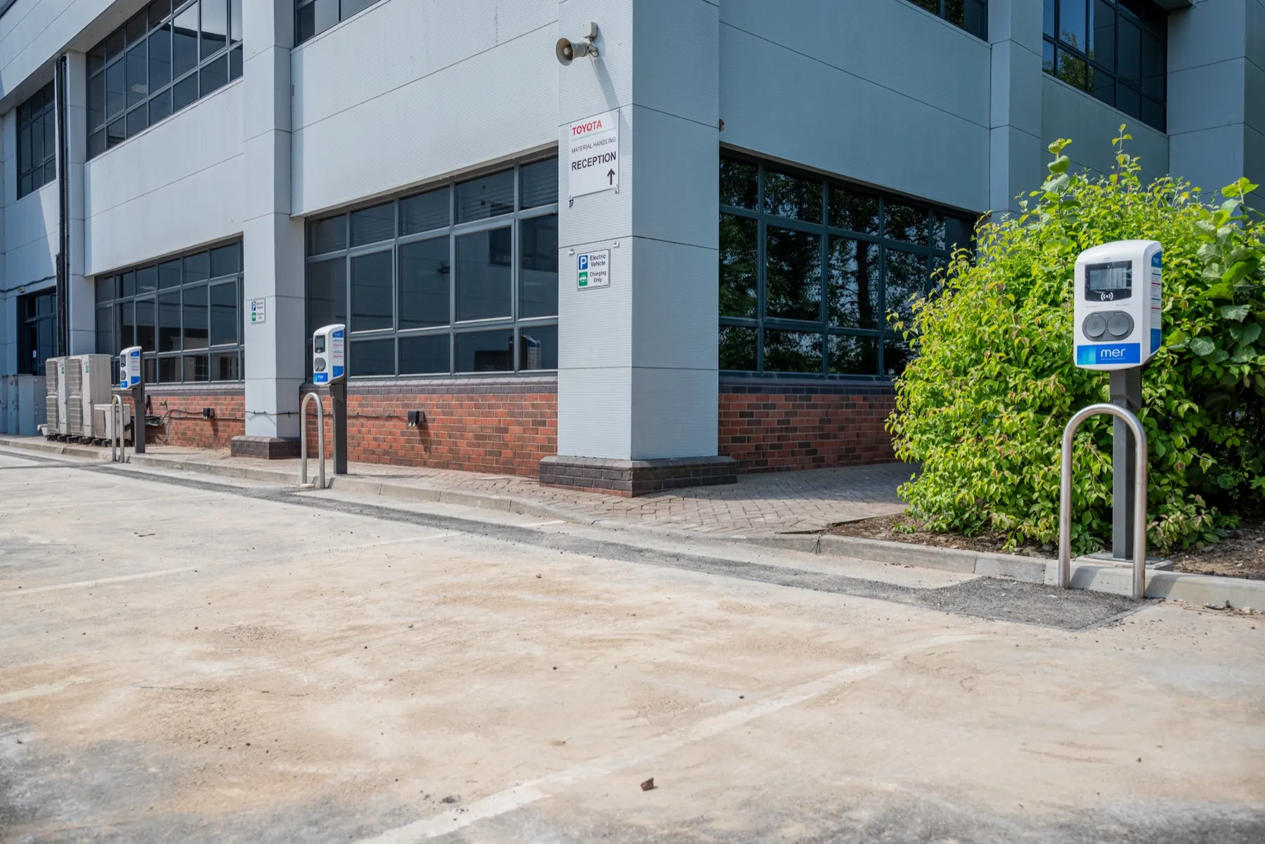 Toyota Material Handling, MER EV charging installation