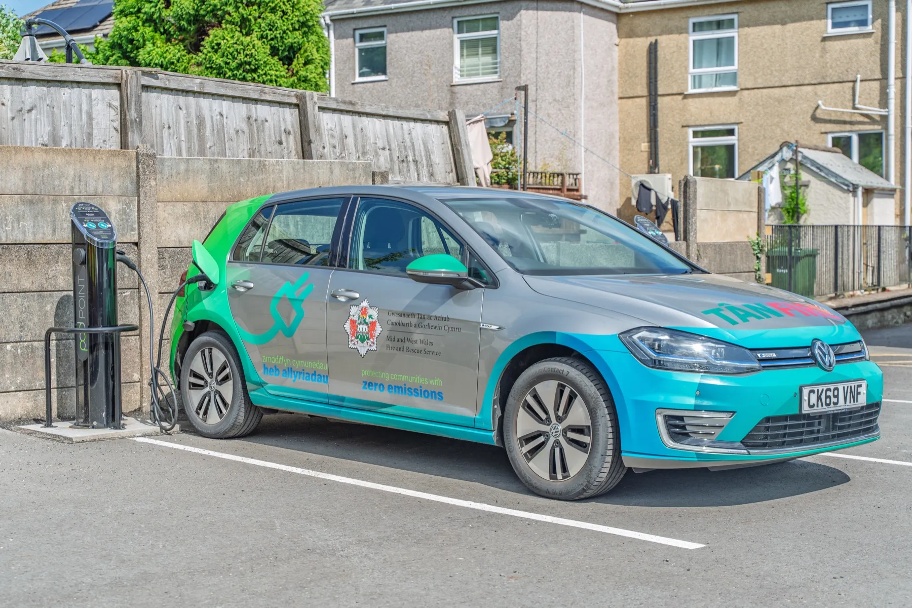 Mid & West Wales Fire and Rescue, EV charging