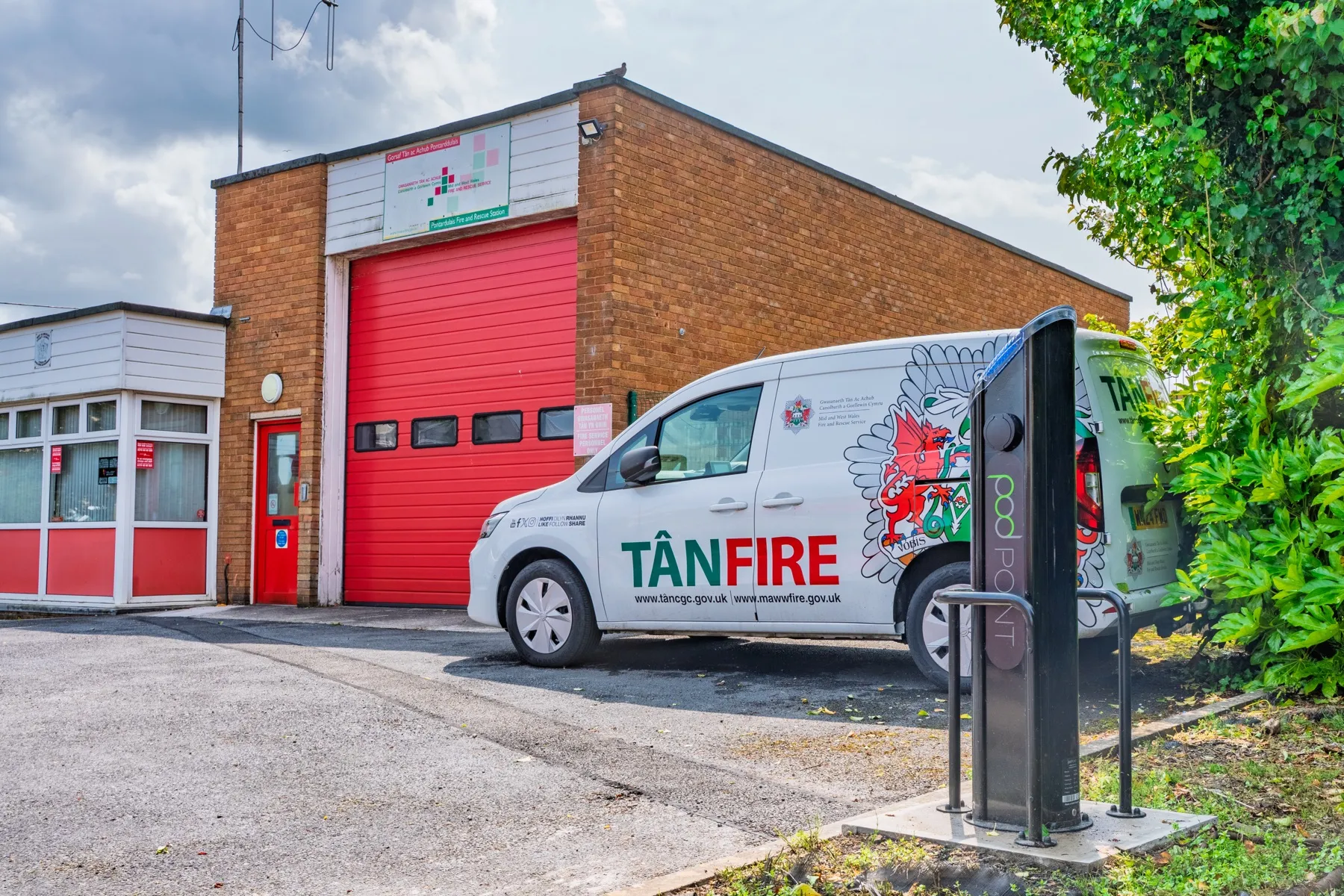 Mid & West Wales Fire and Rescue, EV charging