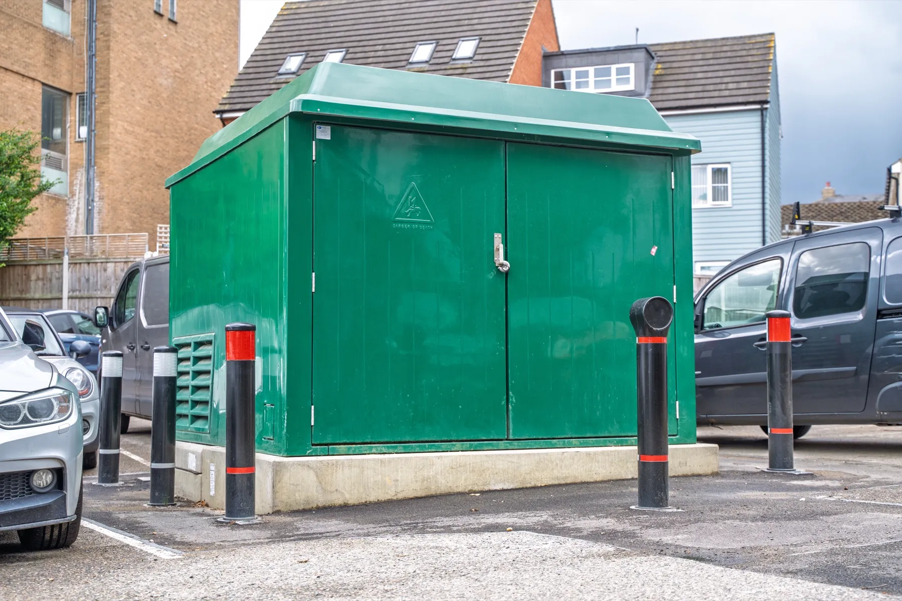 The Willows Shopping Centre, EV charging hub
